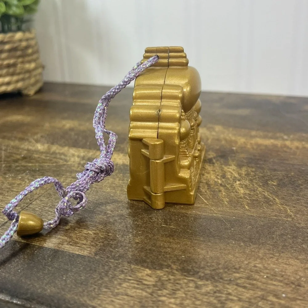 VINTAGE DISNEY MATTEL ALADDIN ONCE UPON A TIME LOCKET‎ PLAYSET NECKLACE
